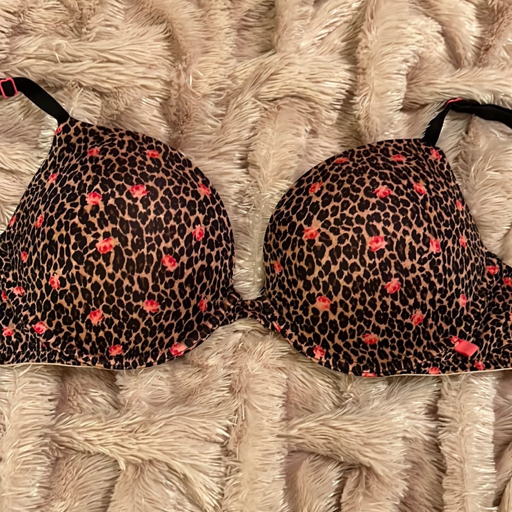Victoria Secret Limited Edition Push Up Leopard w/ Roses Multi Way straps